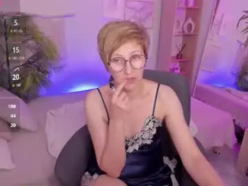 Chaturbate Live Porn of paris_cherry
