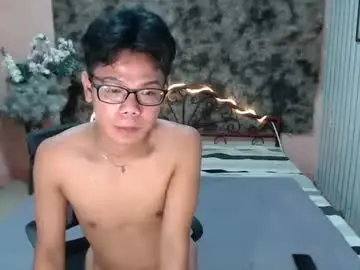 Chaturbate Live Sex Cam of urdreamboy_doms