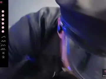 Chaturbate Free Porn Cam of damonking01