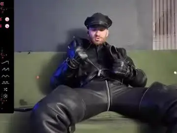 Chaturbate Adult Video Chat of damonking01