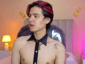 Chaturbate Free Porn Cam of derek_sinn