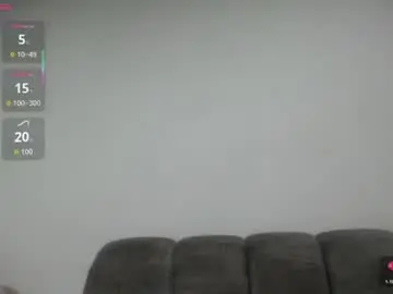 Chaturbate Nude Webcam of emilyhines__