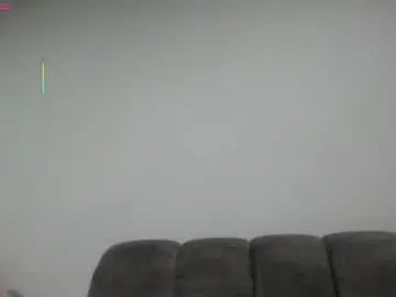 Chaturbate Free Porn Cam of emilyhines__