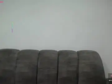 Chaturbate Best live sex cam show of emilyhines__