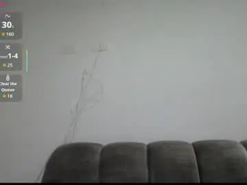 Chaturbate Live Sex of emilyhines__