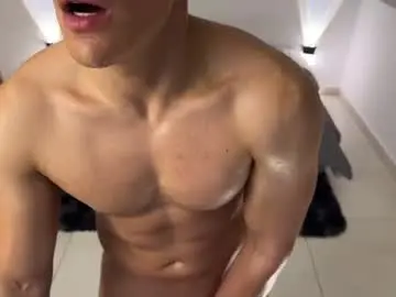 Chaturbate Adult Webcam of max_lancaster