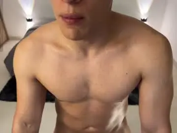 Chaturbate Free Porn Cam of max_lancaster