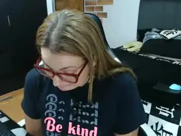 Chaturbate Private Sex Chat of perlagoloza05