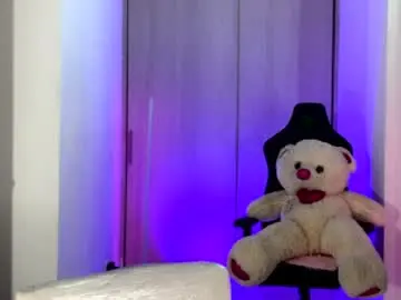 Chaturbate Free Porn Cam of swtgoldenangel_