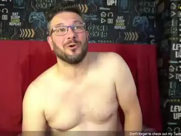 Chaturbate Sex Cam of trojanbrit