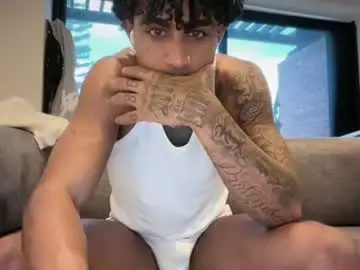 Chaturbate Free Porn Cam of dominic_brand