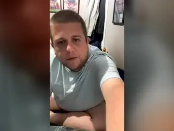 Chaturbate Best live sex cam show of hugechris30