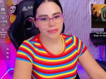 Chaturbate Live Sex Cam of pam_roberts
