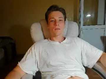 Chaturbate Live Sex Cam of deni_boy99