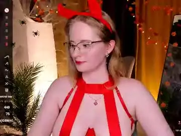 Chaturbate Live Sex Cam of sheslinki