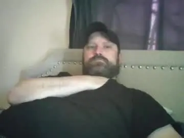 Chaturbate Live Sex Cam of totalpackage2089