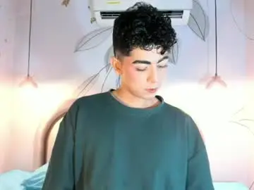 Chaturbate Nude Webcam of dominicjay_