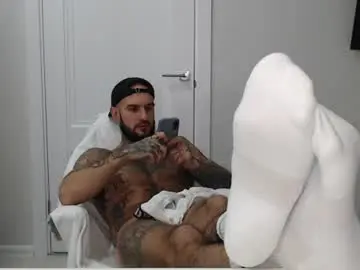 Chaturbate Adult Video Chat of maxi_foxxx