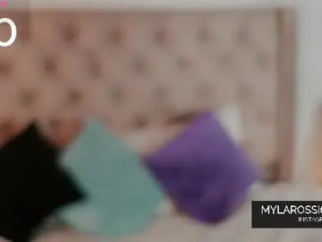 Chaturbate Live Sex Cam of mylarossi