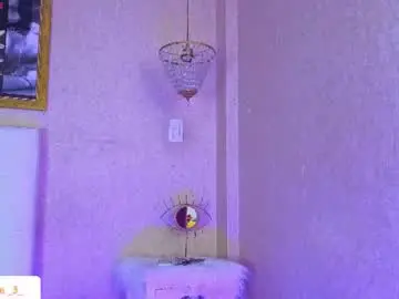 Chaturbate Watch Live Sex Cams of shanelle__