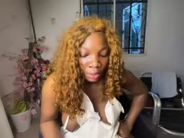 Chaturbate Watch Live Sex Cams of ebonykissxx
