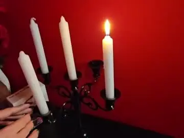 Chaturbate Live Sex of gina_hotlick