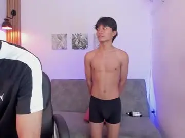 Chaturbate Live Sex Cam of interracial_wallen
