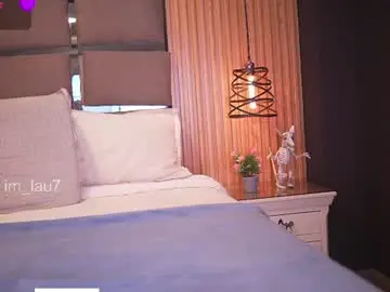 Chaturbate Watch Live Sex Cams of lauroberts