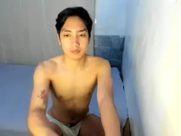 Chaturbate Adult Video Chat of tastylicious_kim