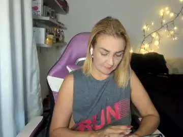 Chaturbate Live Sex of adrianapdes