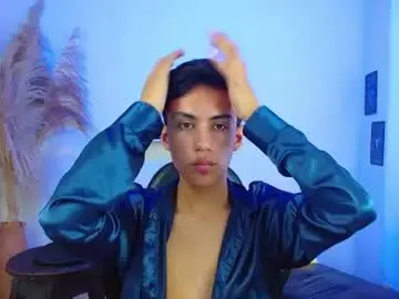 Chaturbate Live Sex Cam of angelocum18