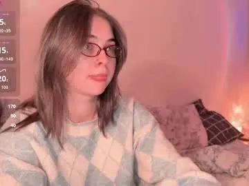 Chaturbate Live Sex Cam of alexxmichaell
