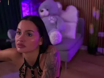 Chaturbate Free Live Porn of raeeamber_