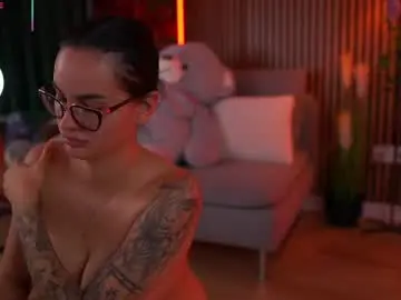 Chaturbate Free Live Porn of raeeamber_