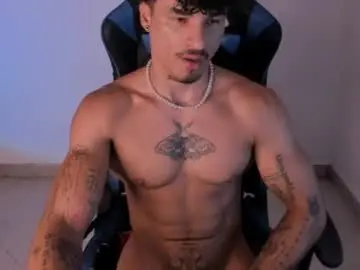 Chaturbate Live Sex Cam of thomas_fit1