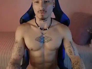 Chaturbate Nude Webcam of thomas_fit1