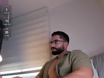 Chaturbate Live Porn of edrick_walton