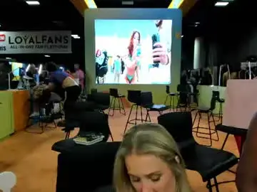 Chaturbate Watch Live Sex Cams of lexi_luv