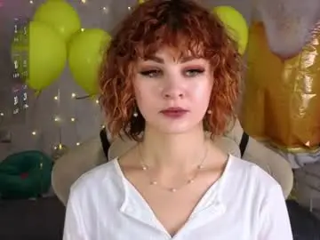 Chaturbate Live Porn of kira_fluffy