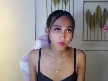 Chaturbate Watch Live Sex Cams of lucyseductive_
