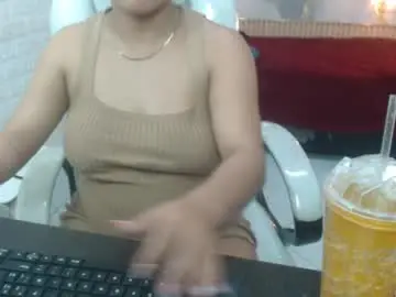 Chaturbate Sex Chat of mom_divine