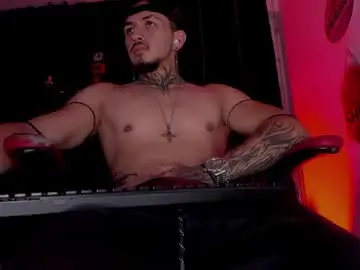 Chaturbate Best live sex cam show of thebeastmaster_