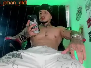 Chaturbate Watch Live Sex Cams of thebeastmaster_