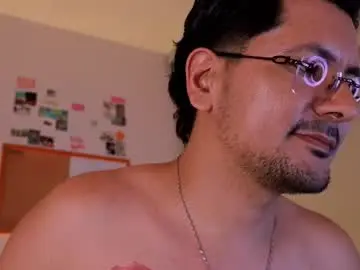 Chaturbate Sex Chat of derekgrayx