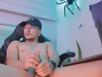 Chaturbate Adult Webcam of derekgrayx