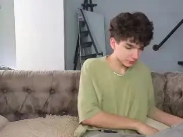 Chaturbate Nude Webcam of em_chipsi