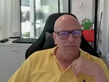 Chaturbate Live Sex Cam of machinegun3dx