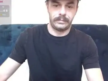 Chaturbate Sex Chat of traviswylde19