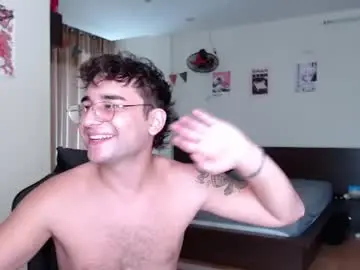Chaturbate Watch Live Sex Cams of steveoceanbeanhuge