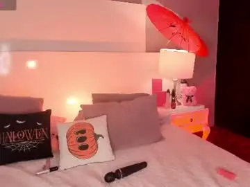 Chaturbate Best live sex cam show of emily_roberts1